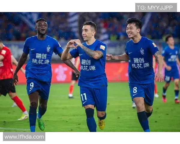 武汉足球队的拼搏之路：从默默无闻到世界杯舞台的辉煌历程