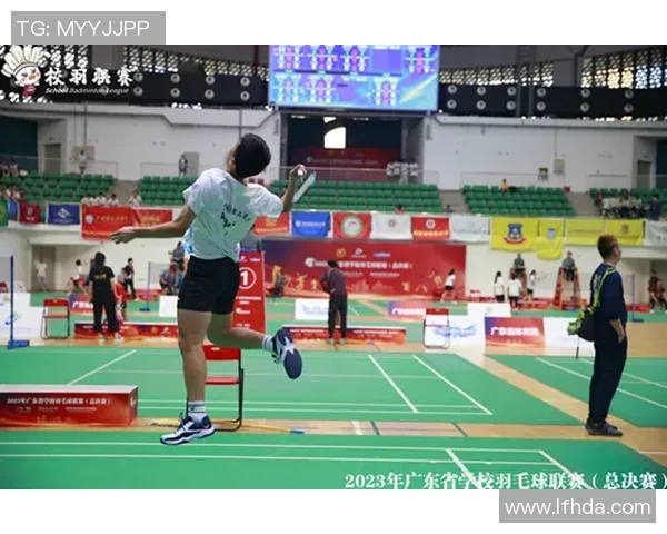 深圳羽毛球队在城市联赛中的实力展现与未来发展潜力分析