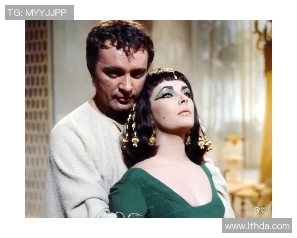 足球明星夫妻档揭秘他们的爱情故事与共同生活的点滴瞬间 足球明星夫妻档揭秘他们的爱情故事与共同生活的点滴瞬间