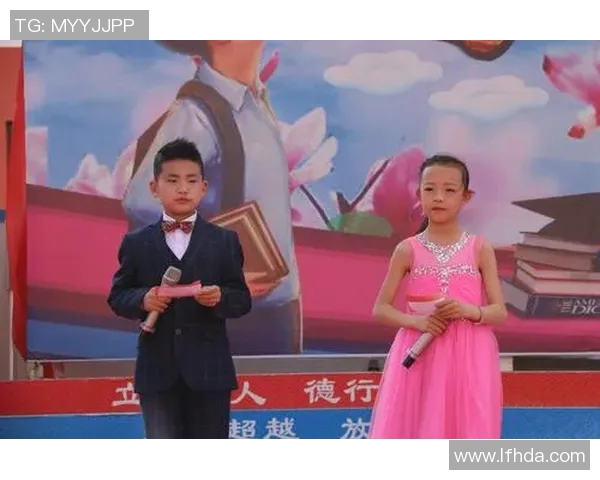 儿童足球明星服装时尚潮流展示让小球员们尽显活力与魅力